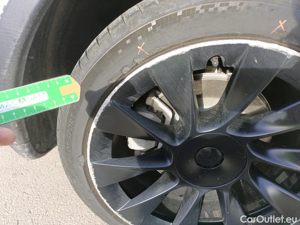  Tesla  Model Y TESLA  / 2020 / 5P / todoterreno Gran Autonomía 4WD #7