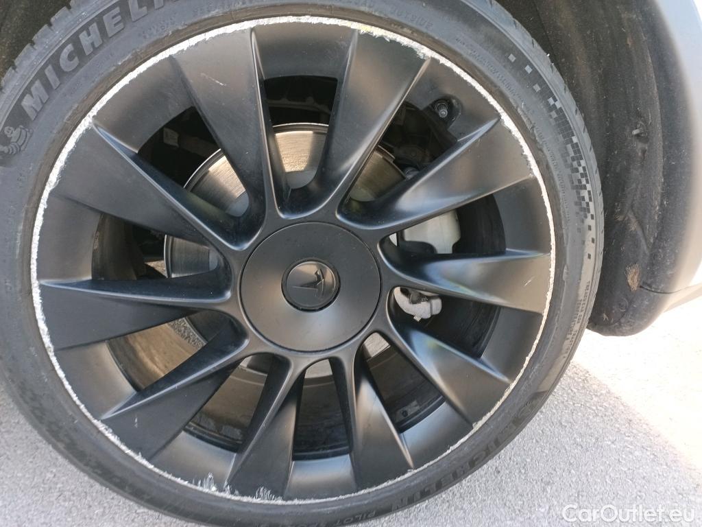  Tesla  Model Y TESLA  / 2020 / 5P / todoterreno Gran Autonomía 4WD #29