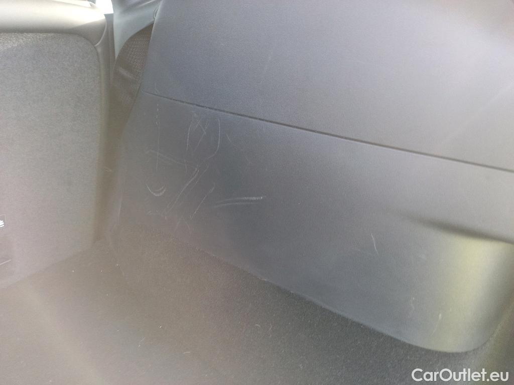  Tesla  Model Y TESLA  / 2020 / 5P / todoterreno Gran Autonomía 4WD #30