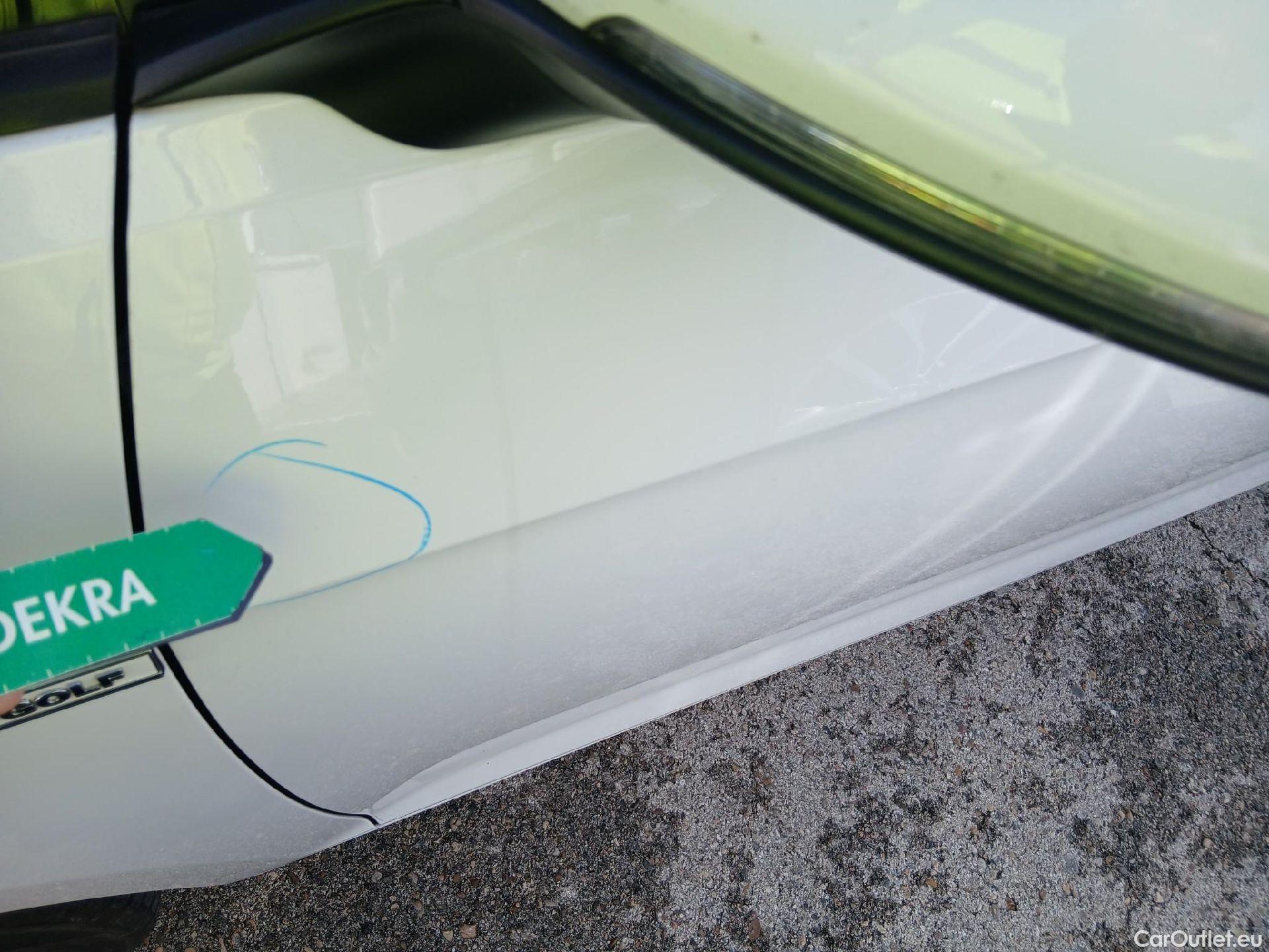  Volkswagen  Golf  VOLKSWAGEN / 2016 / 5P / berlina con portón ePower 110 kW (136CV) (AC) #8