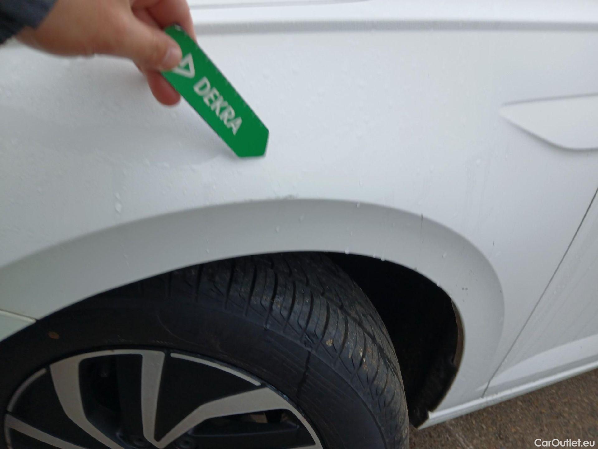  Volkswagen  Polo VOLKSWAGEN  / 2021 / 5P / berlina con portón Life 1.0 TSI 70kW (95CV) #6