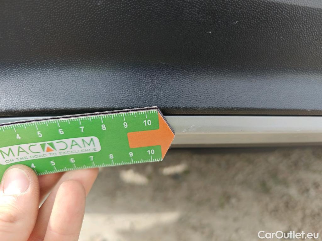  Volkswagen  T-ROC VOLKSWAGEN  / 2017 / 5P / todoterreno Advance 1.0 TSI 85kW (115CV) (CX) #36