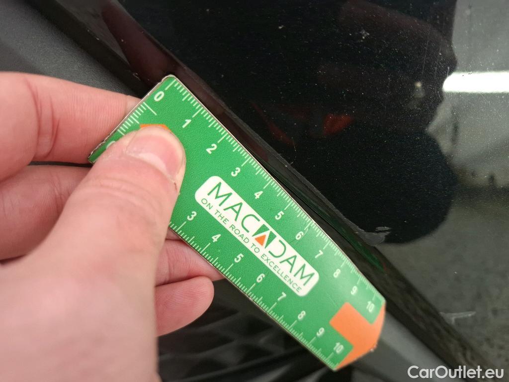  Toyota  C-HR TOYOTA  / 2016 / 5P / SUV 1.8 HYBRIDE 122 DYNAMIC #5