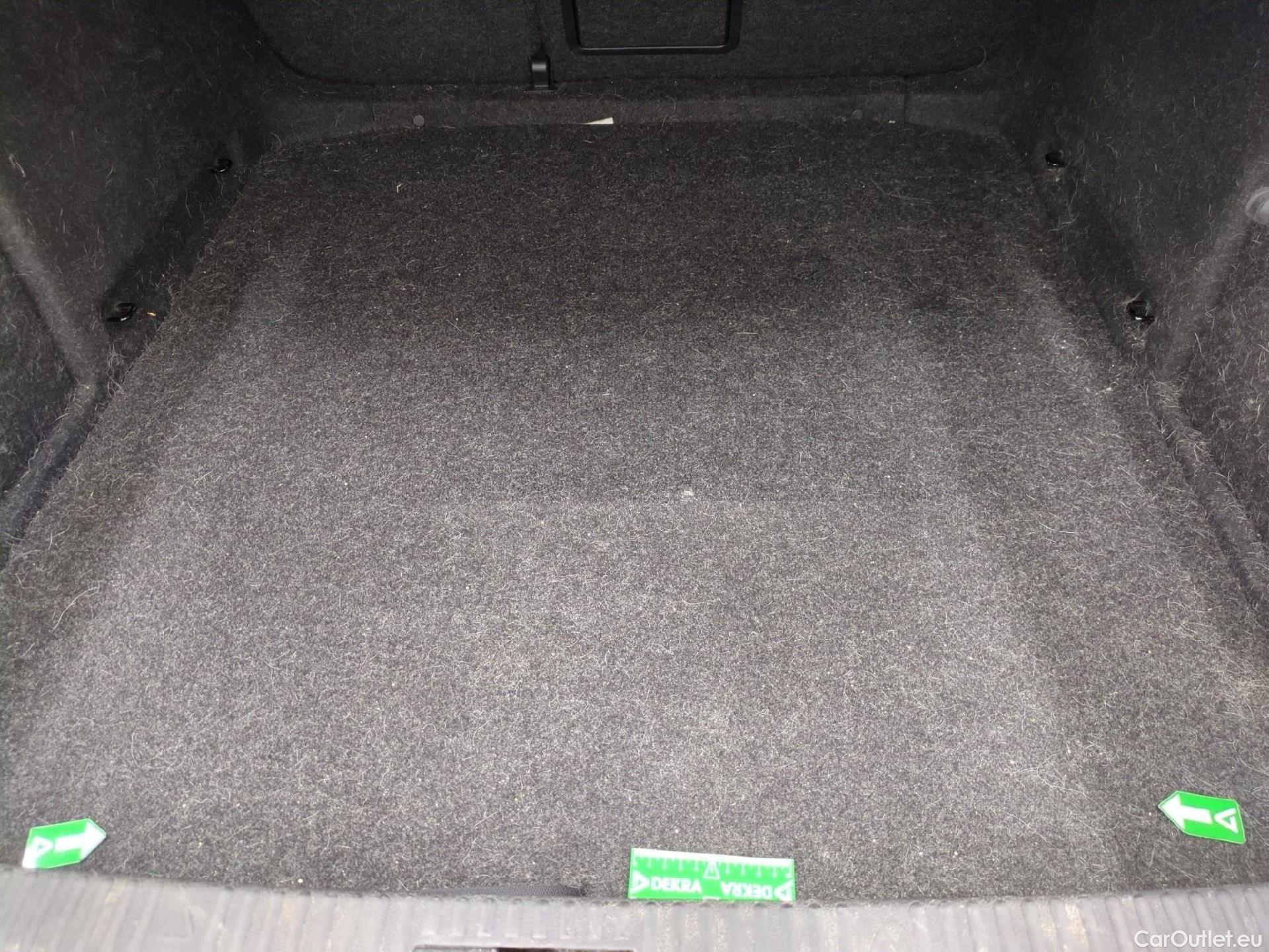  Skoda  Superb  Berline Business 2.0 TDI 150CV BVA7 E6d #37