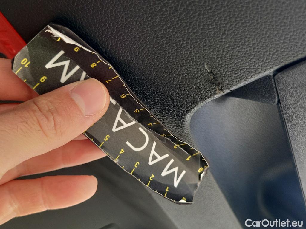  Volkswagen  Tiguan VOLKSWAGEN  / 2020 / 5P / todoterreno Life 2.0 TDI 110kW (150CV) DSG (AC2) #12