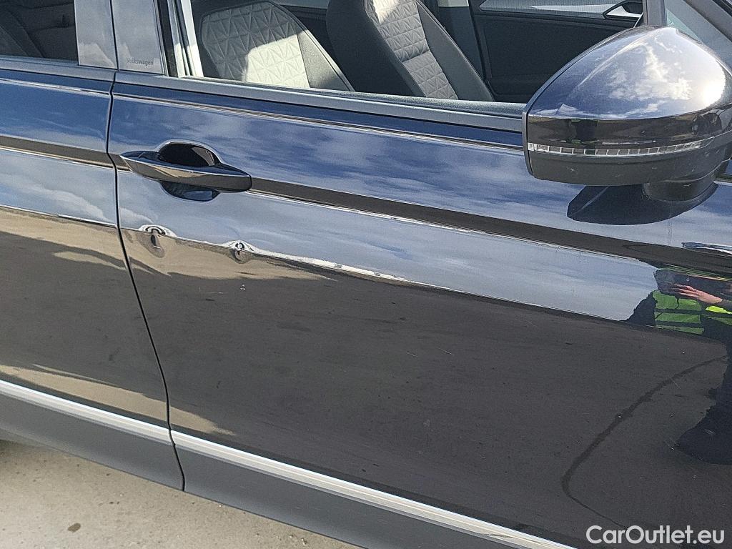  Volkswagen  Tiguan VOLKSWAGEN  / 2020 / 5P / todoterreno Life 2.0 TDI 110kW (150CV) DSG (AC2) #1