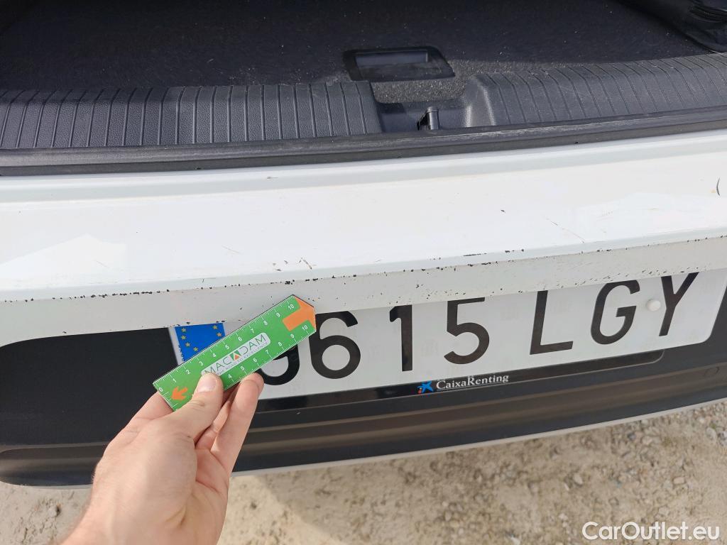  Volkswagen  T-ROC VOLKSWAGEN  / 2017 / 5P / todoterreno Advance 1.0 TSI 85kW (115CV) (CX) #8