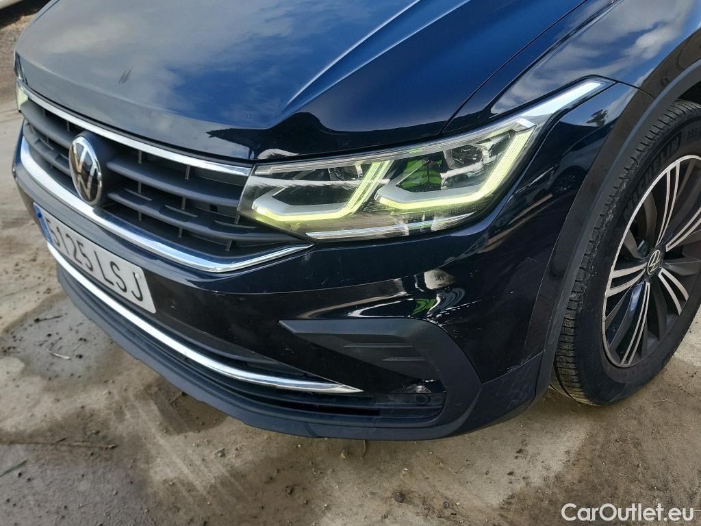  Volkswagen  Tiguan VOLKSWAGEN  / 2020 / 5P / todoterreno Life 2.0 TDI 110kW (150CV) DSG (AC2) #13