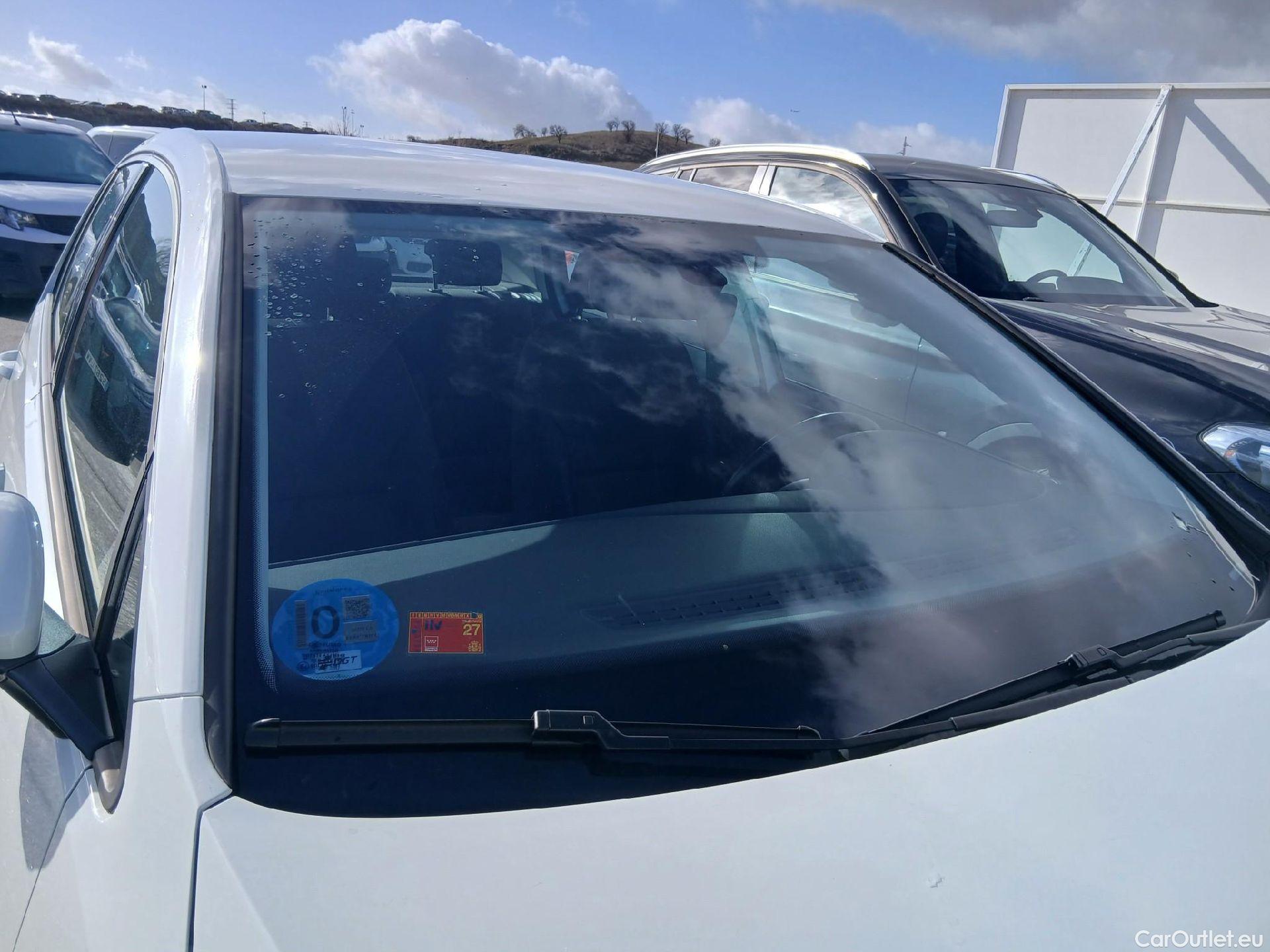  Volkswagen  Golf  VOLKSWAGEN / 2016 / 5P / berlina con portón ePower 110 kW (136CV) (AC) #5