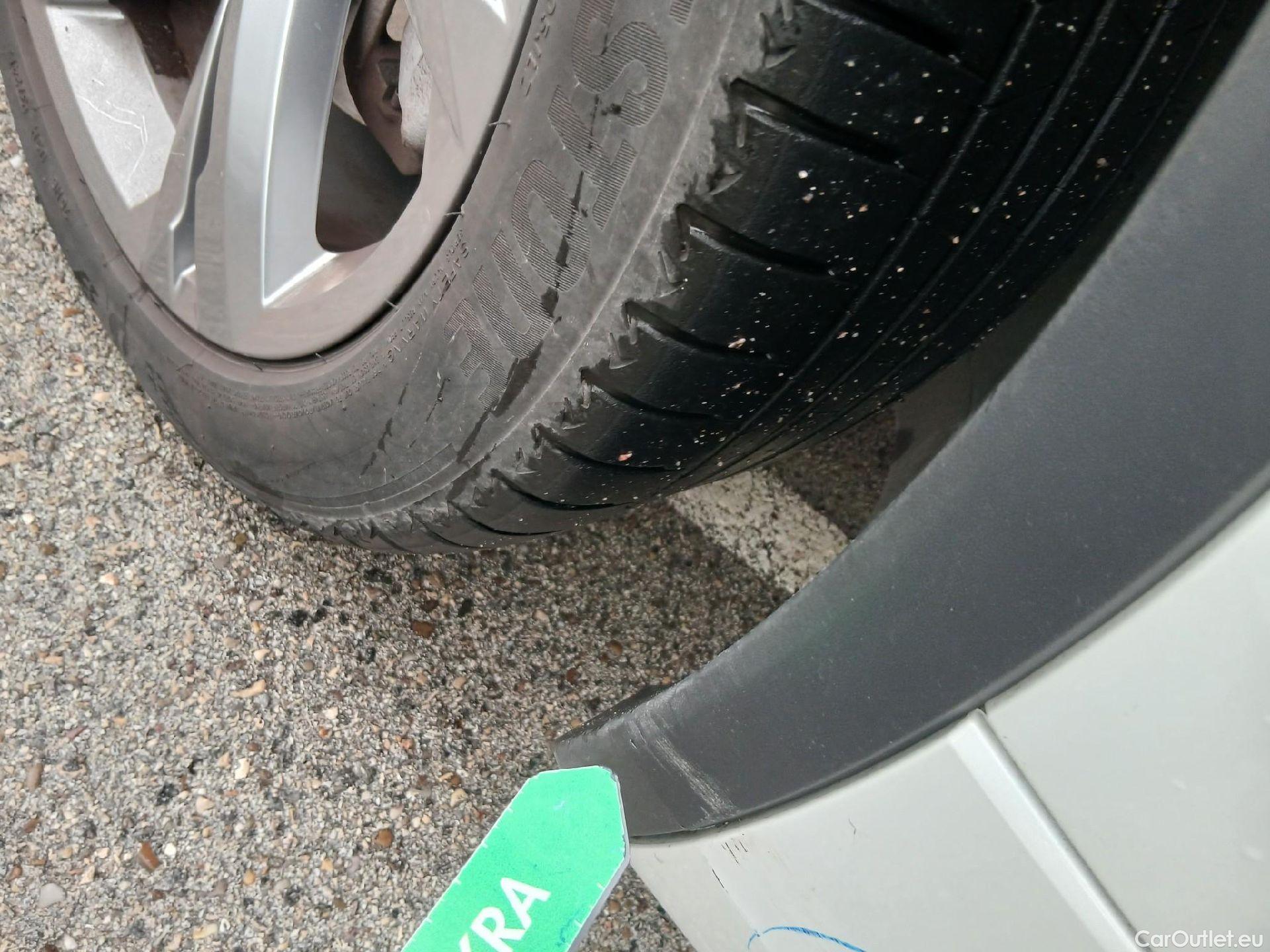  Volkswagen  Tiguan  R-Line eHybrid 1.4 TSI 245CV AT6 E6d #23