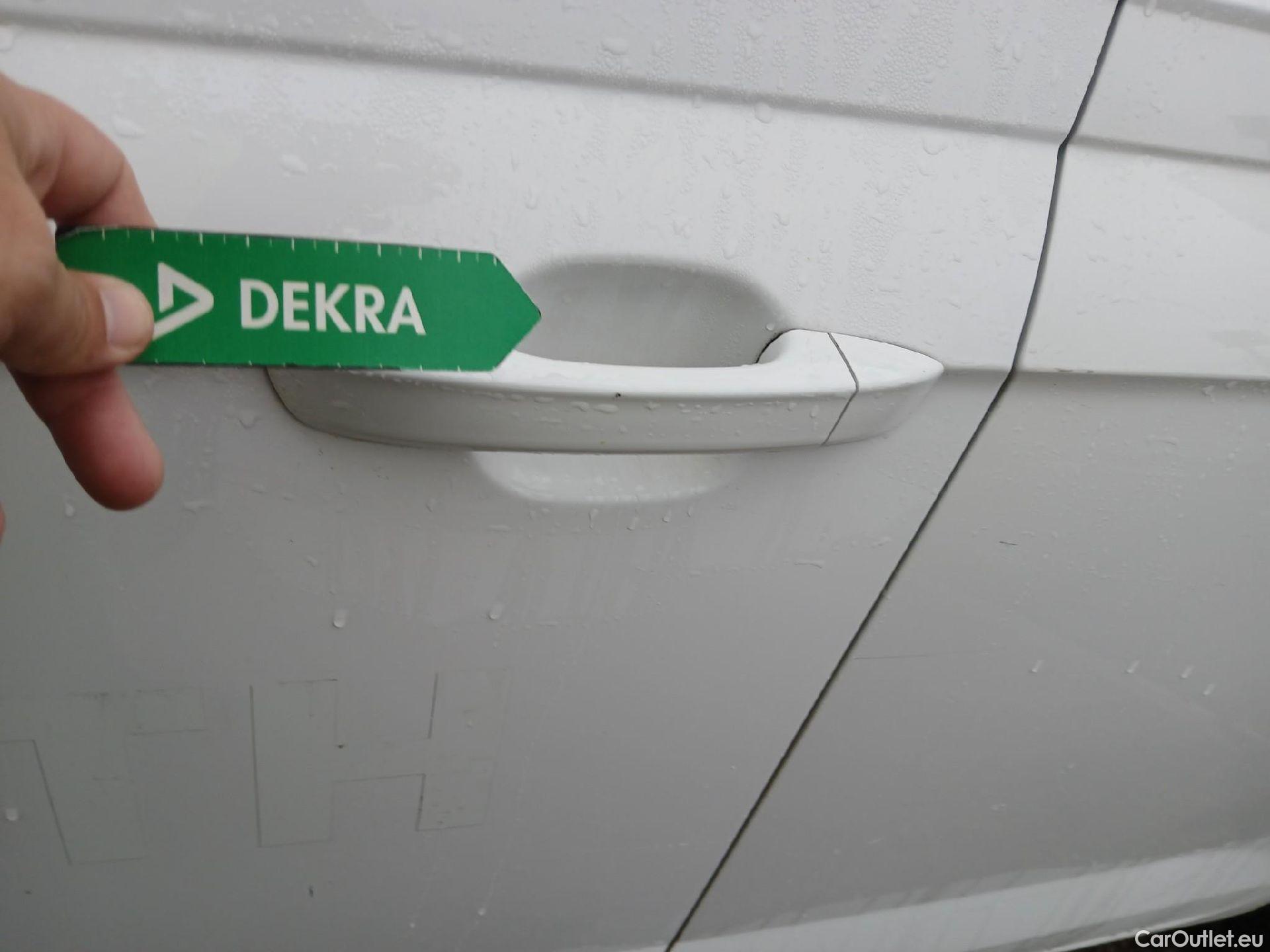  Volkswagen  Polo VOLKSWAGEN  / 2021 / 5P / berlina con portón Life 1.0 TSI 70kW (95CV) #9