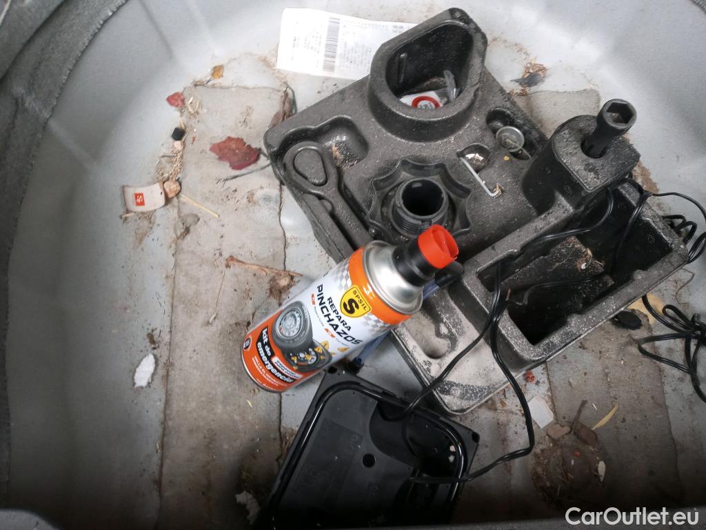  Volkswagen  Polo VOLKSWAGEN  / 2021 / 5P / berlina con portón Life 1.0 TSI 70kW (95CV) #5