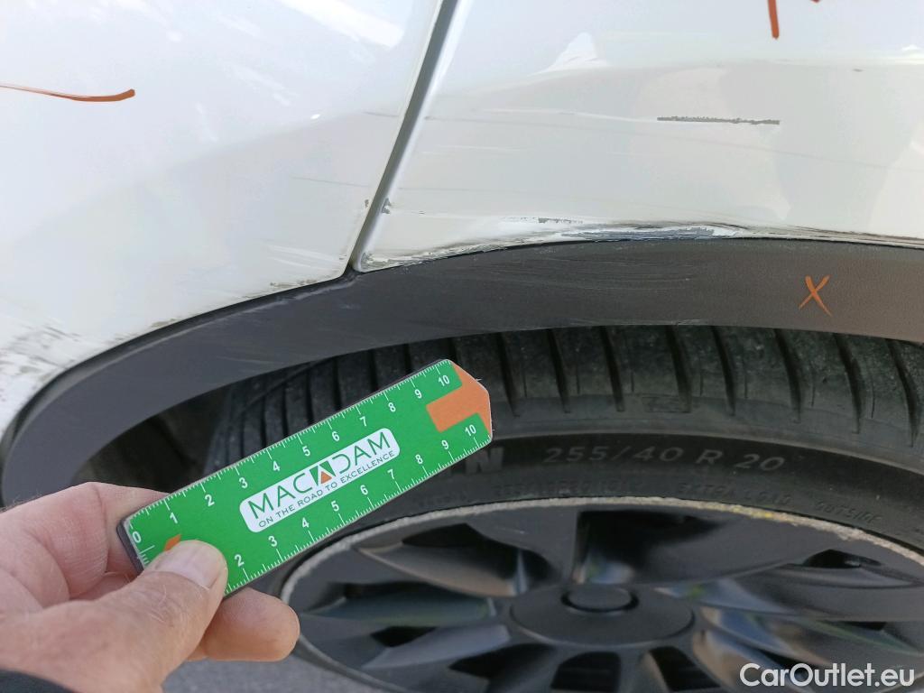  Tesla  Model Y TESLA  / 2020 / 5P / todoterreno Gran Autonomía 4WD #43