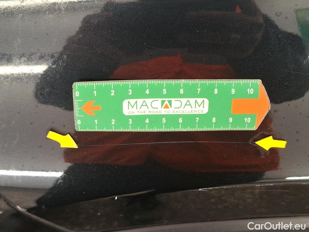  Toyota  C-HR TOYOTA  / 2016 / 5P / SUV 1.8 HYBRIDE 122 DYNAMIC #2