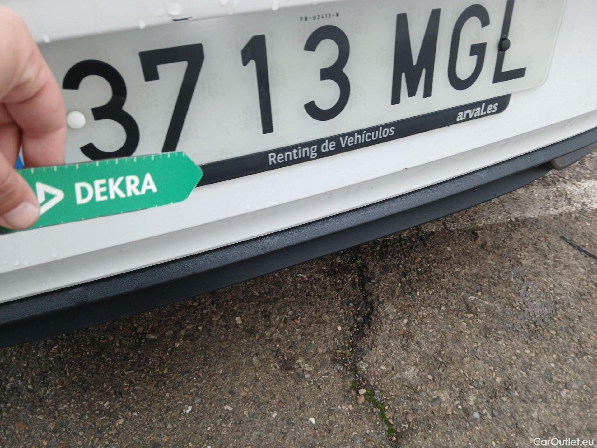  Volkswagen  Polo VOLKSWAGEN  / 2021 / 5P / berlina con portón Life 1.0 TSI 70kW (95CV) #20