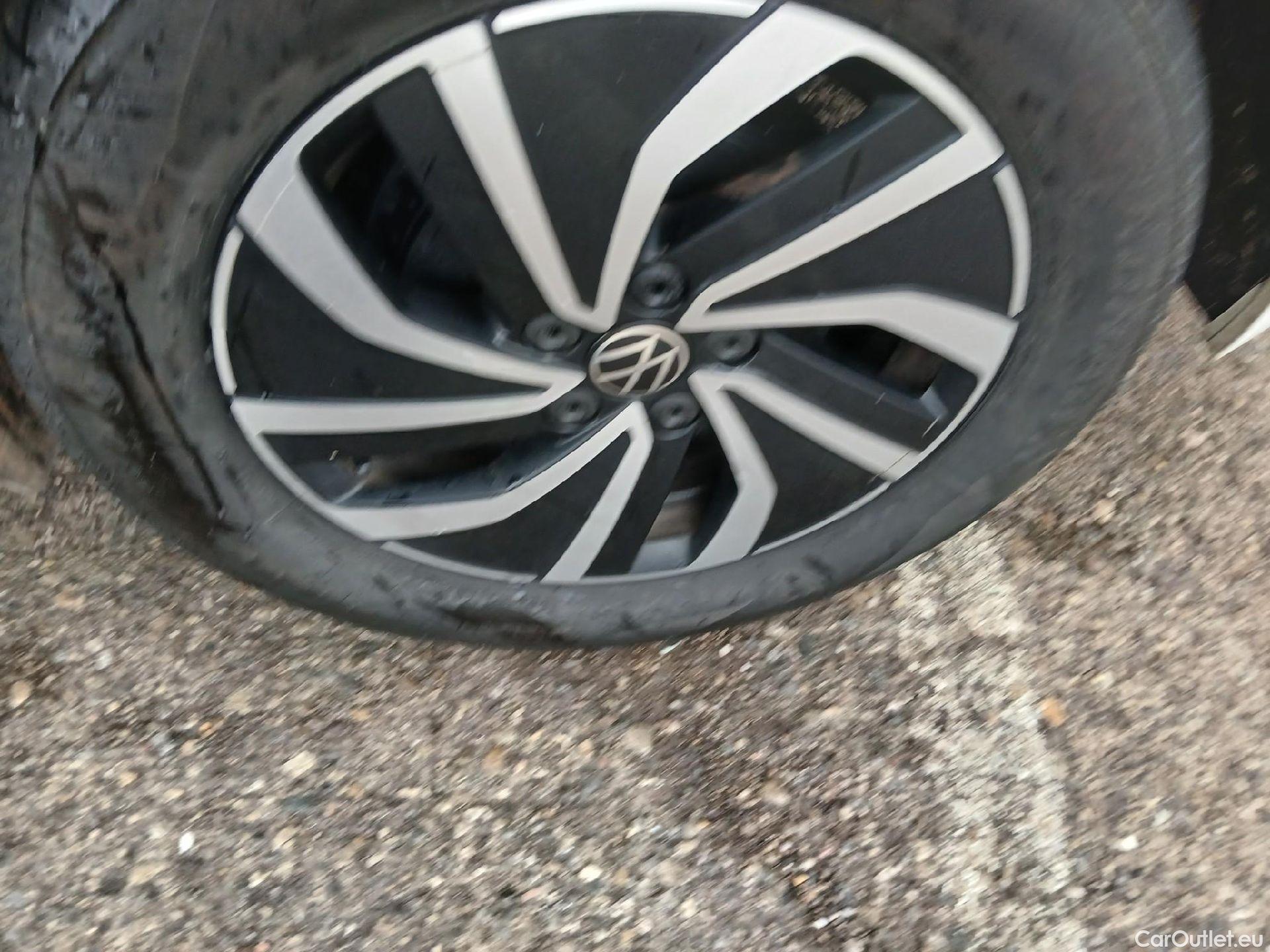  Volkswagen  Polo VOLKSWAGEN  / 2021 / 5P / berlina con portón Life 1.0 TSI 70kW (95CV) #15