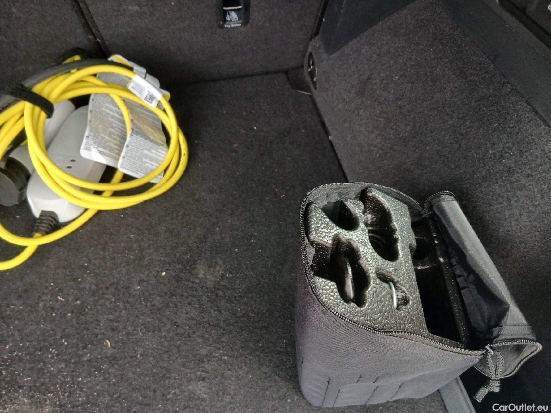  Volkswagen  Tiguan  R-Line eHybrid 1.4 TSI 245CV AT6 E6d #3