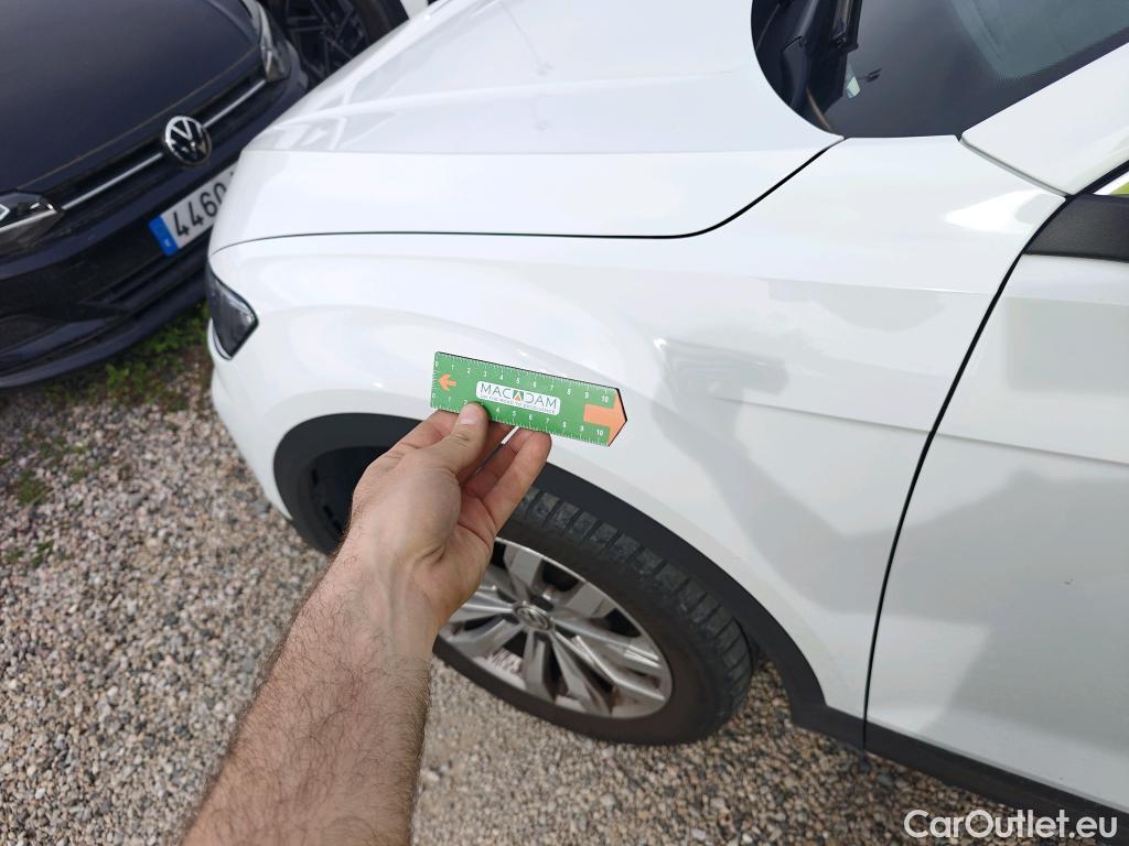  Volkswagen  T-ROC VOLKSWAGEN  / 2017 / 5P / todoterreno Advance 1.0 TSI 85kW (115CV) (CX) #19