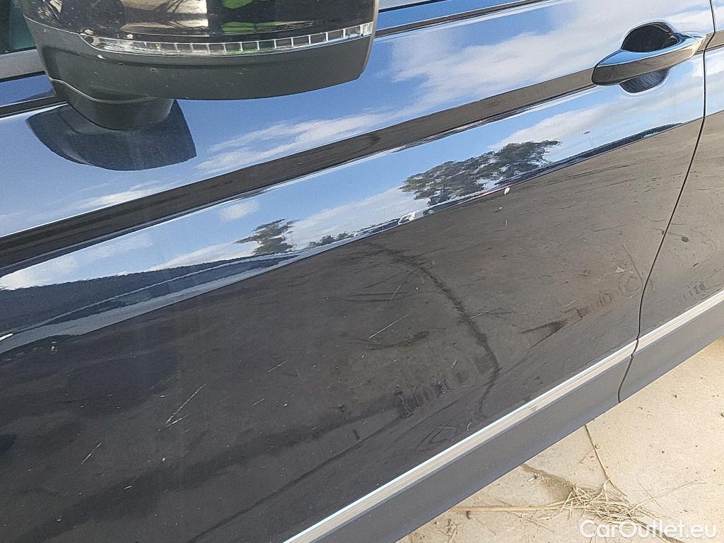  Volkswagen  Tiguan VOLKSWAGEN  / 2020 / 5P / todoterreno Life 2.0 TDI 110kW (150CV) DSG (AC2) #3