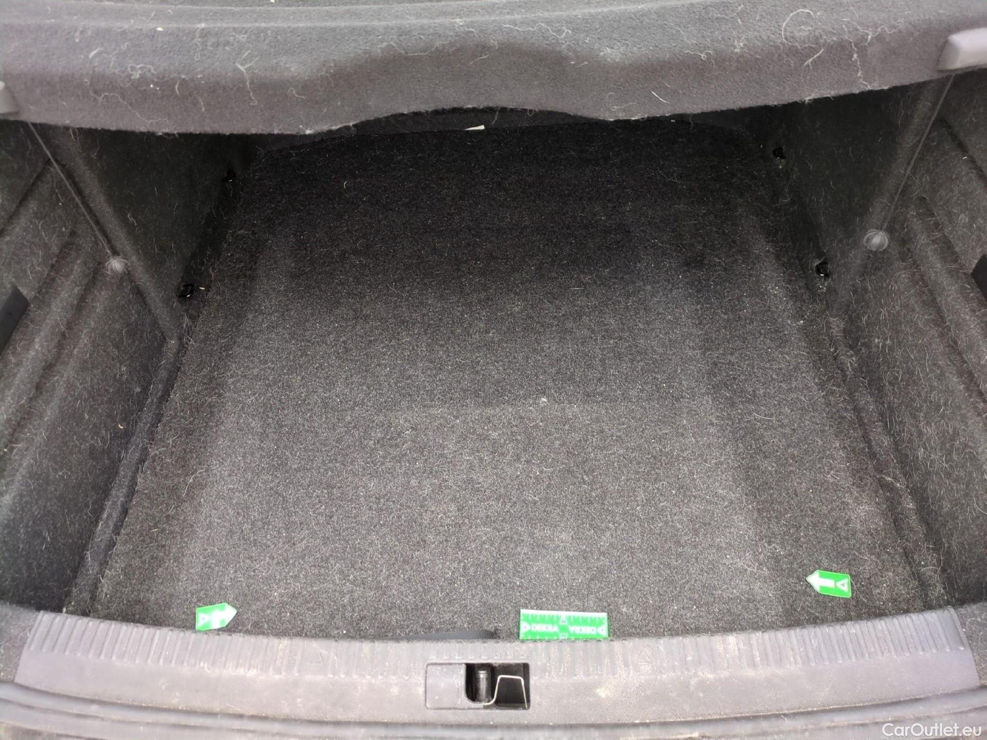  Skoda  Superb  Berline Business 2.0 TDI 150CV BVA7 E6d #40