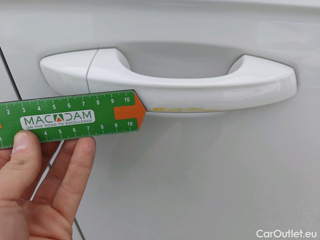  Volkswagen  T-ROC VOLKSWAGEN  / 2017 / 5P / todoterreno Advance 1.0 TSI 85kW (115CV) (CX) #15