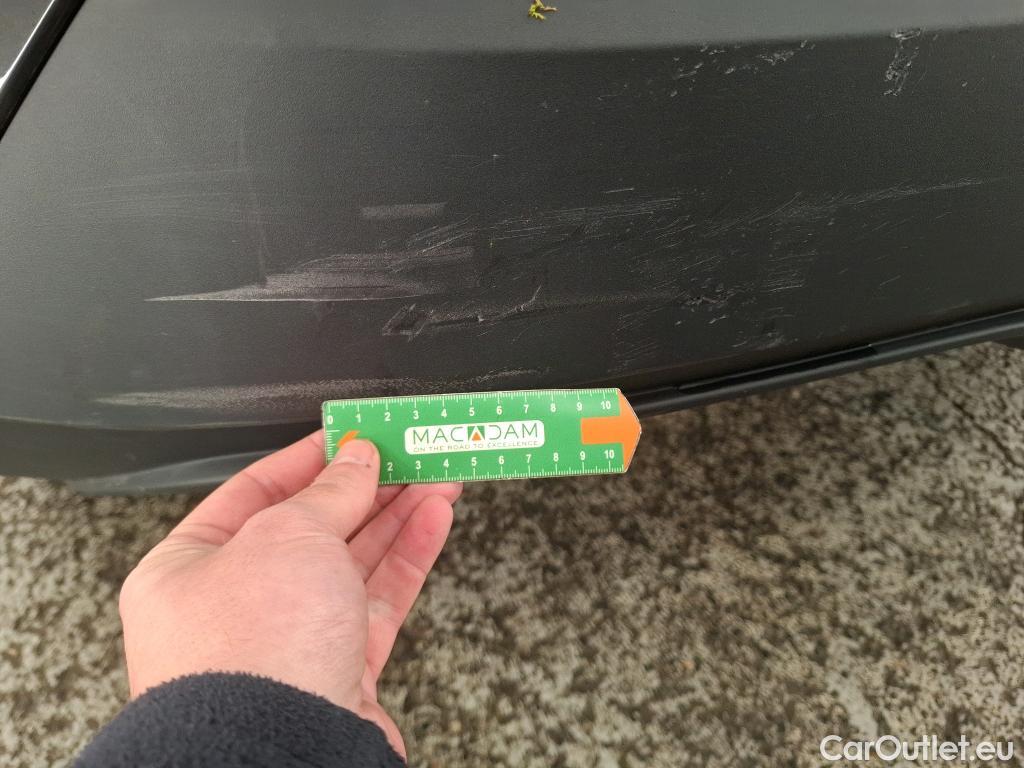  Toyota  C-HR TOYOTA  / 2016 / 5P / SUV 1.8 HYBRIDE 122 DYNAMIC #30