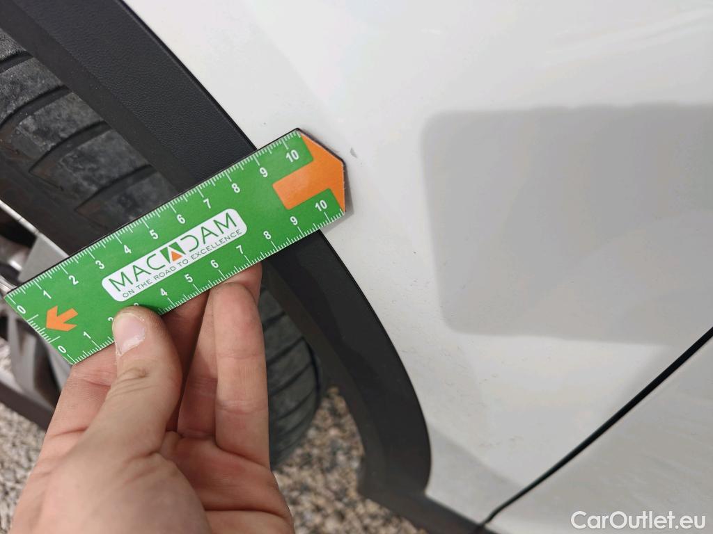  Volkswagen  T-ROC VOLKSWAGEN  / 2017 / 5P / todoterreno Advance 1.0 TSI 85kW (115CV) (CX) #20