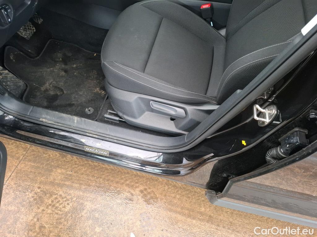  Skoda  Karoq SKODA  / 2022 / 5P / SUV 1.5 TSI 150ch ACT DSG7 Business #1