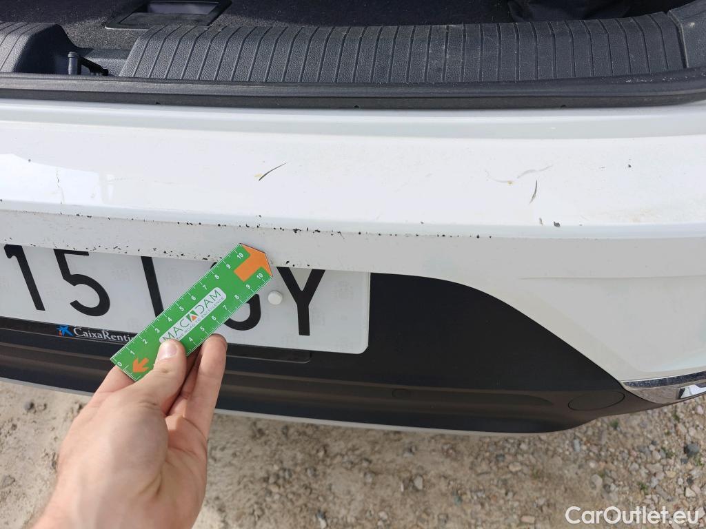  Volkswagen  T-ROC VOLKSWAGEN  / 2017 / 5P / todoterreno Advance 1.0 TSI 85kW (115CV) (CX) #7