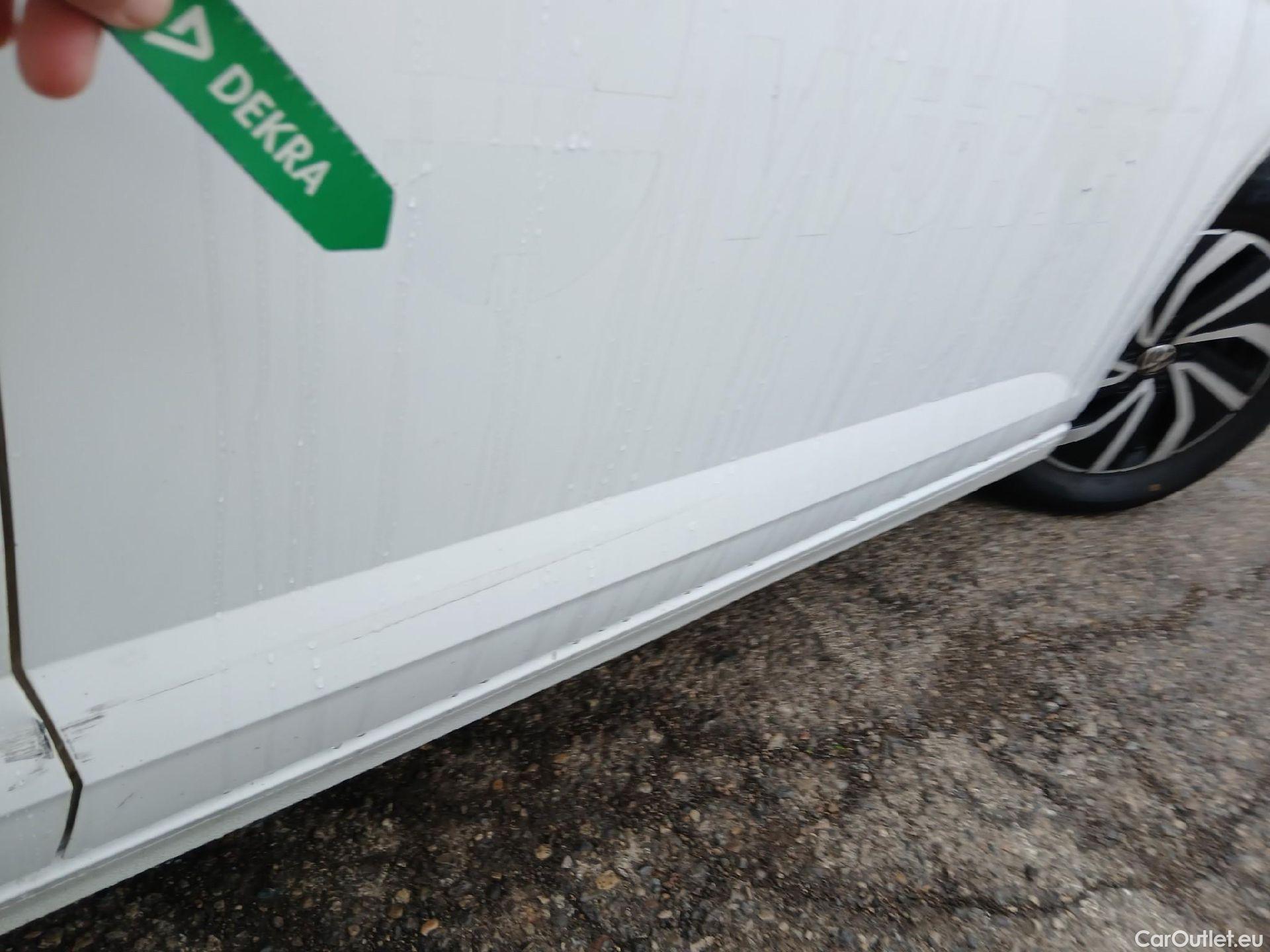  Volkswagen  Polo VOLKSWAGEN  / 2021 / 5P / berlina con portón Life 1.0 TSI 70kW (95CV) #29