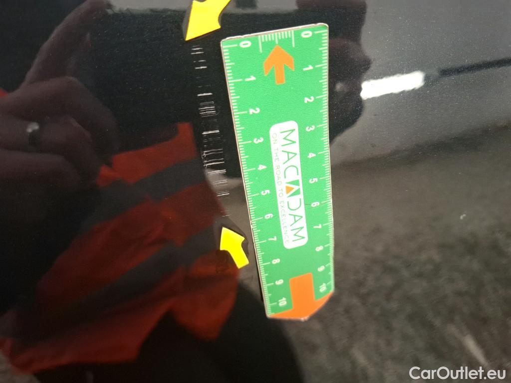  Toyota  C-HR TOYOTA  / 2016 / 5P / SUV 1.8 HYBRIDE 122 DYNAMIC #22