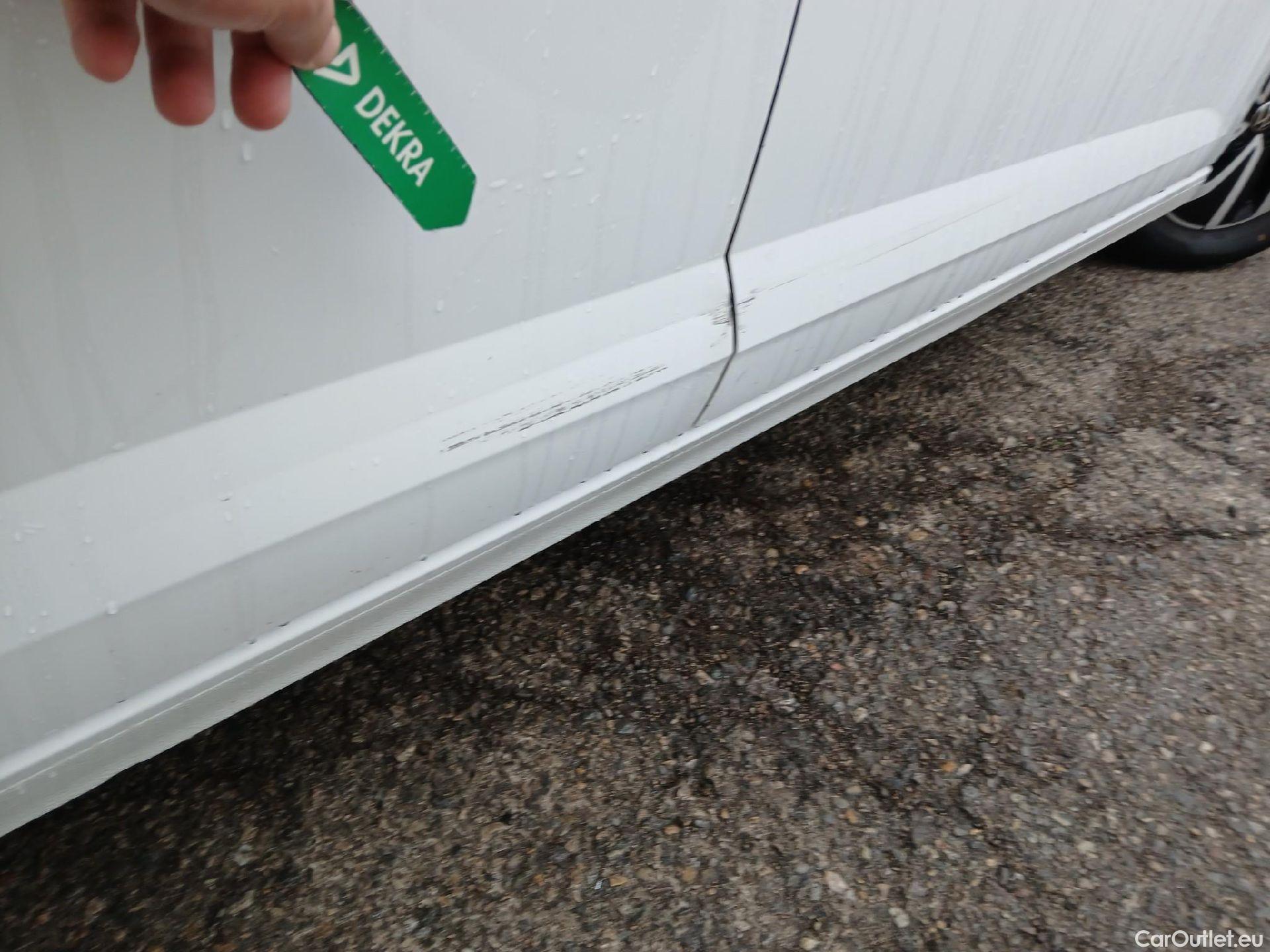  Volkswagen  Polo VOLKSWAGEN  / 2021 / 5P / berlina con portón Life 1.0 TSI 70kW (95CV) #26