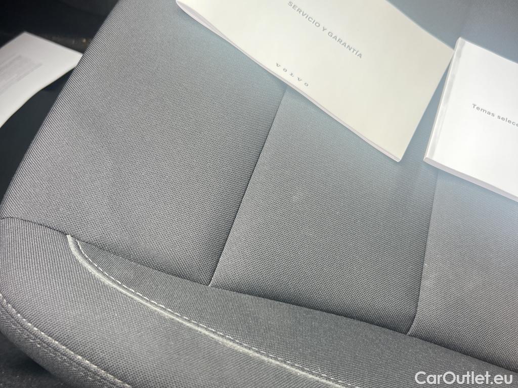  Volvo  XC 40 VOLVO XC40 / 2017 / 5P / todoterreno 1.5 T2 Momentum Pro Auto #6