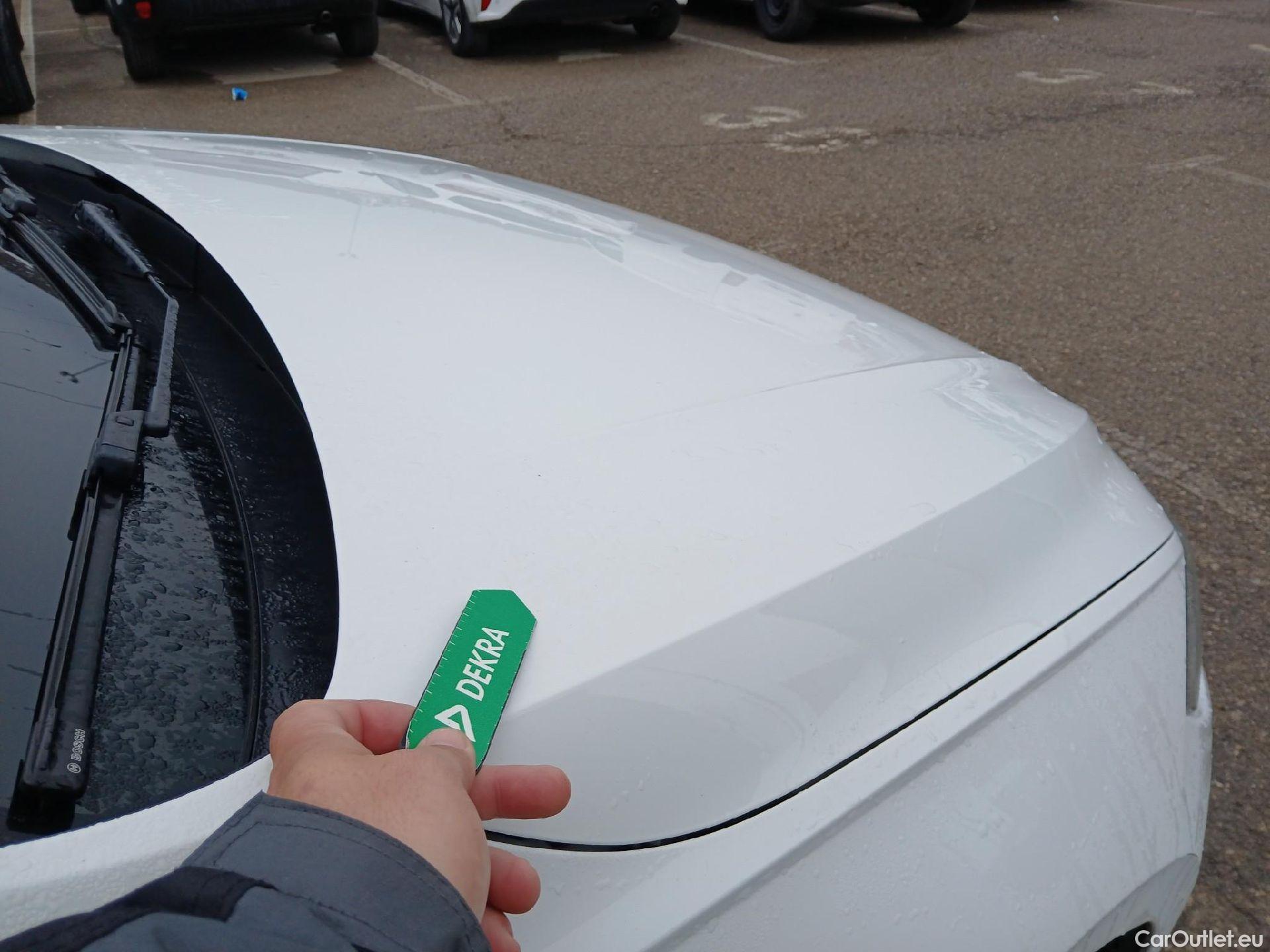  Volkswagen  Polo VOLKSWAGEN  / 2021 / 5P / berlina con portón Life 1.0 TSI 70kW (95CV) #33