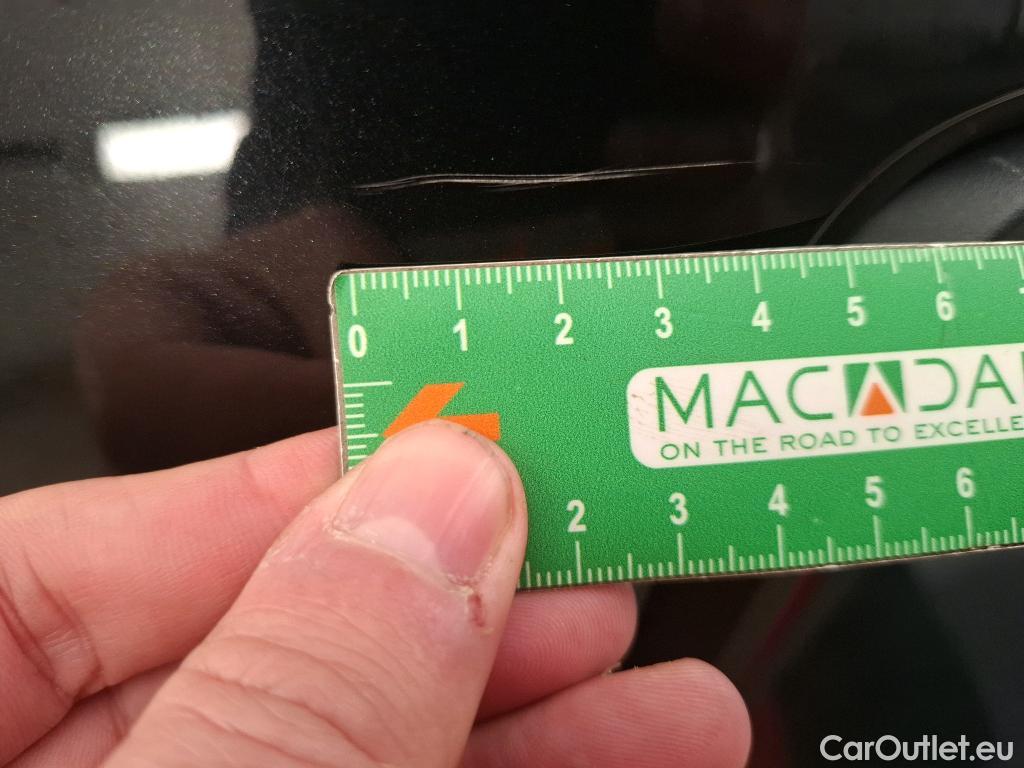  Toyota  C-HR TOYOTA  / 2016 / 5P / SUV 1.8 HYBRIDE 122 DYNAMIC #26