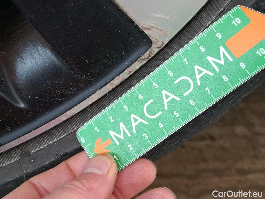  Mercedes  A-Klasse MERCEDES-BENZ Classe A Compact  2018  5P  Berline A 250 e Business Line 8GDCT #20