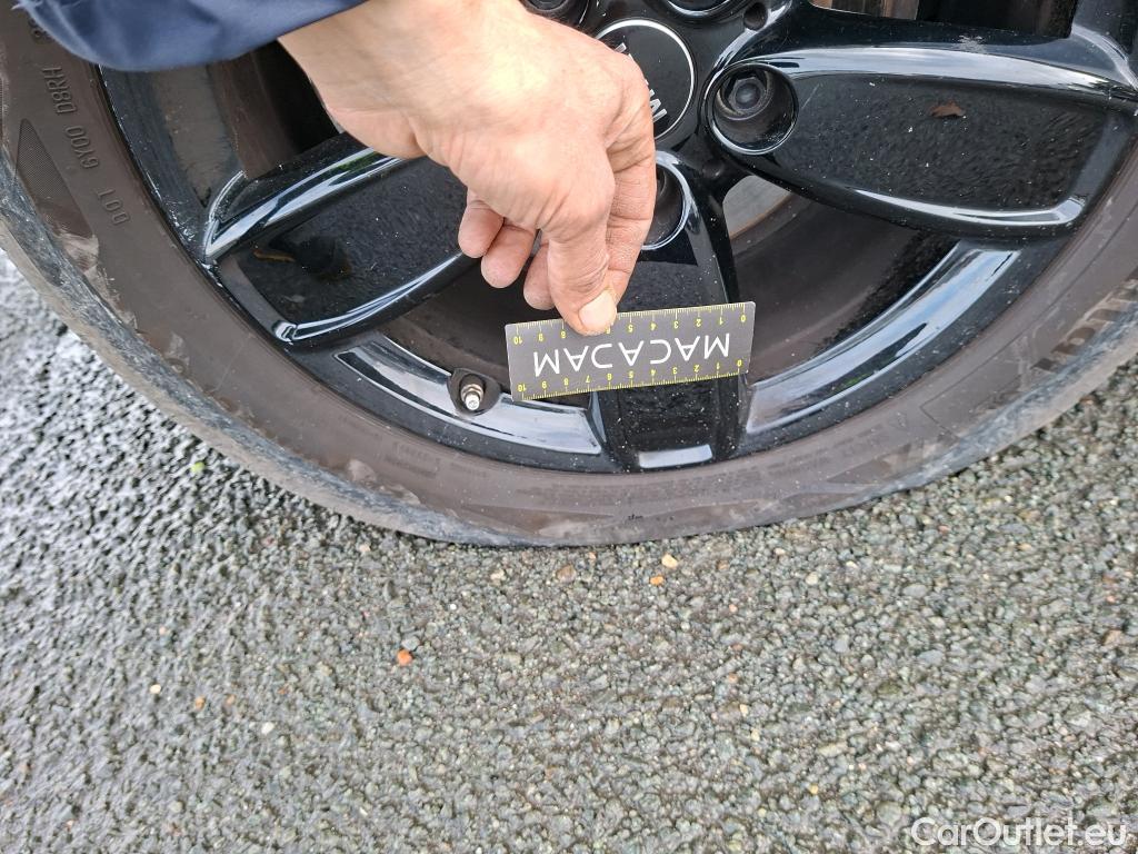  Mini  Countryman MINI  / 2020 / 5P / Crossover Cooper Essential 136 ch BVA7 #3