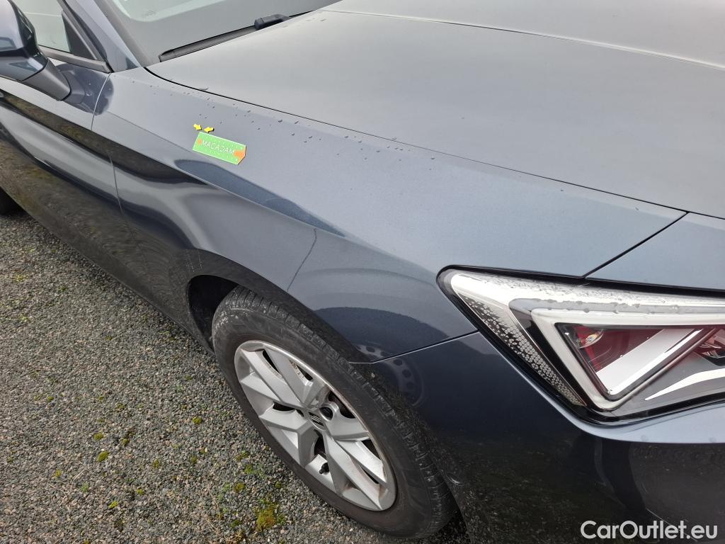  Seat  Leon SEAT  / 2020 / 5P / Berline 1.0 TSI 110 S&S Style Business #46