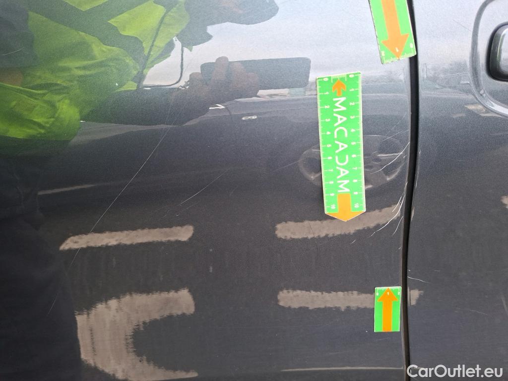  Renault  Kadjar RENAULT  / 2018 / 5P / Crossover Business TCe 140 EDC FAP - 21 #9