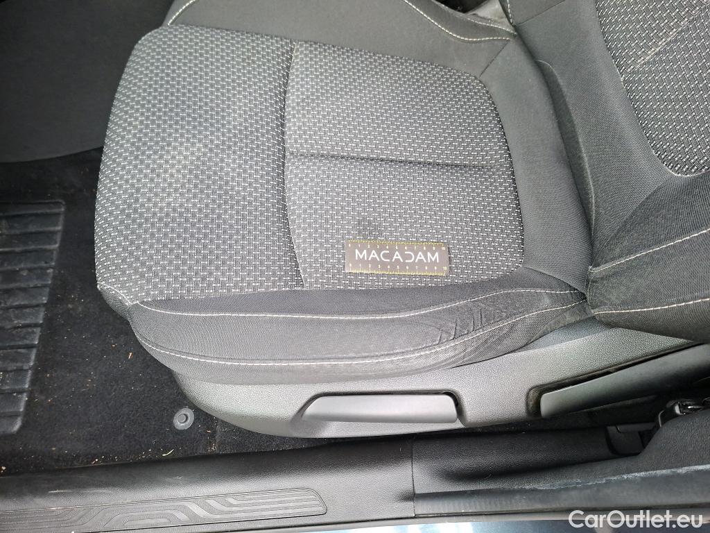  Renault  Kadjar RENAULT  / 2018 / 5P / Crossover Business TCe 140 EDC FAP - 21 #31