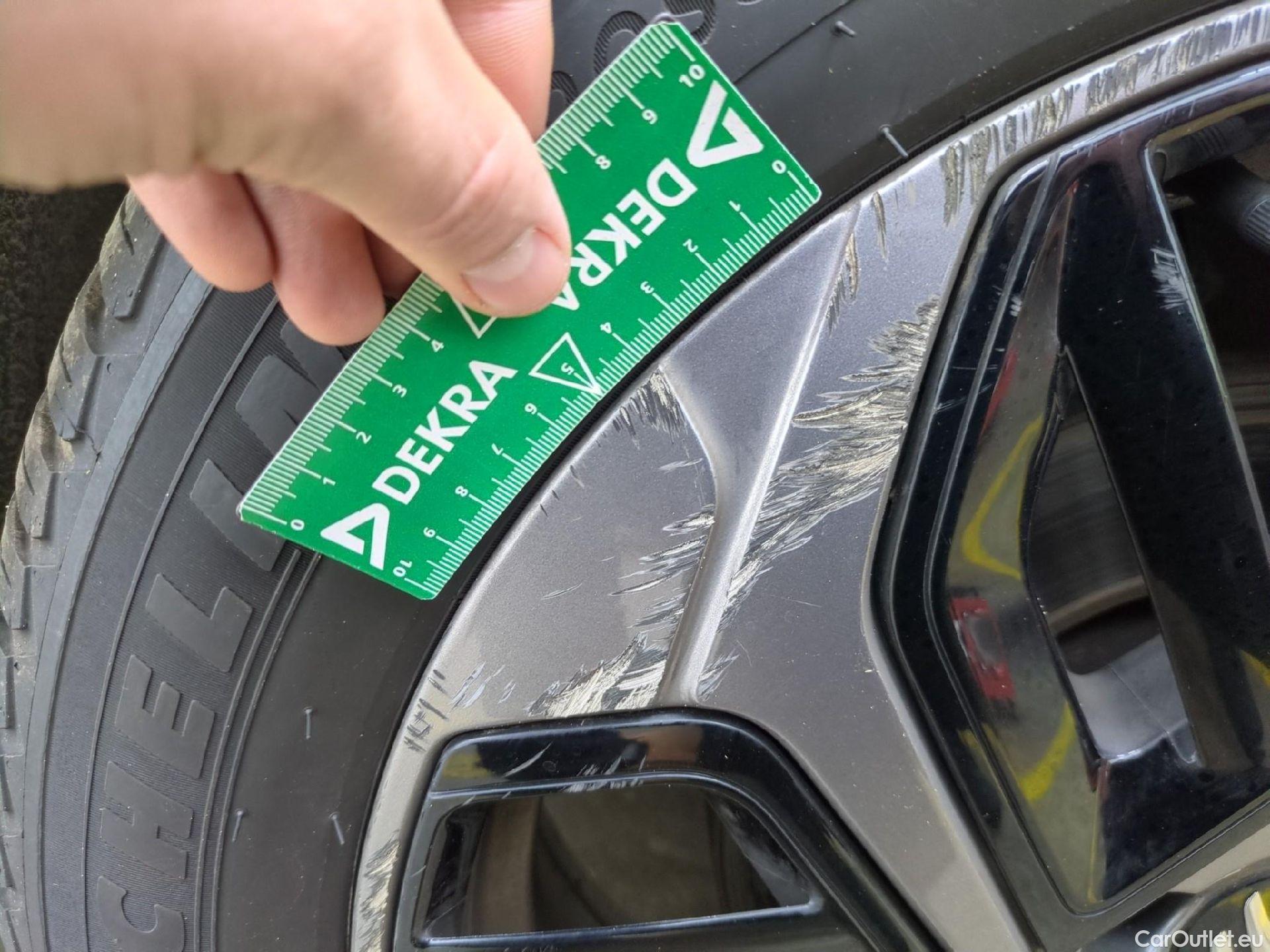  Citroen  C4  X Feel Pack 1.2 PureTech 130CV BVA8 6E #9