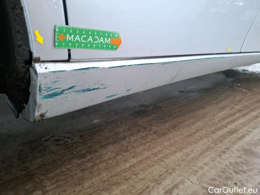  Mercedes  A-Klasse MERCEDES-BENZ Classe A Compact  2018  5P  Berline A 250 e Business Line 8GDCT #35