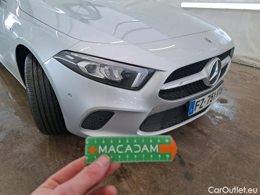  Mercedes  A-Klasse MERCEDES-BENZ Classe A Compact  2018  5P  Berline A 250 e Business Line 8GDCT #1