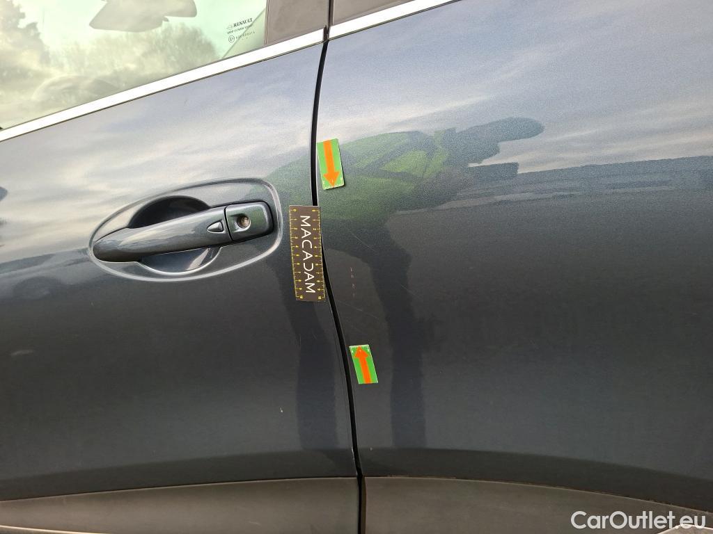  Renault  Kadjar RENAULT  / 2018 / 5P / Crossover Business TCe 140 EDC FAP - 21 #40