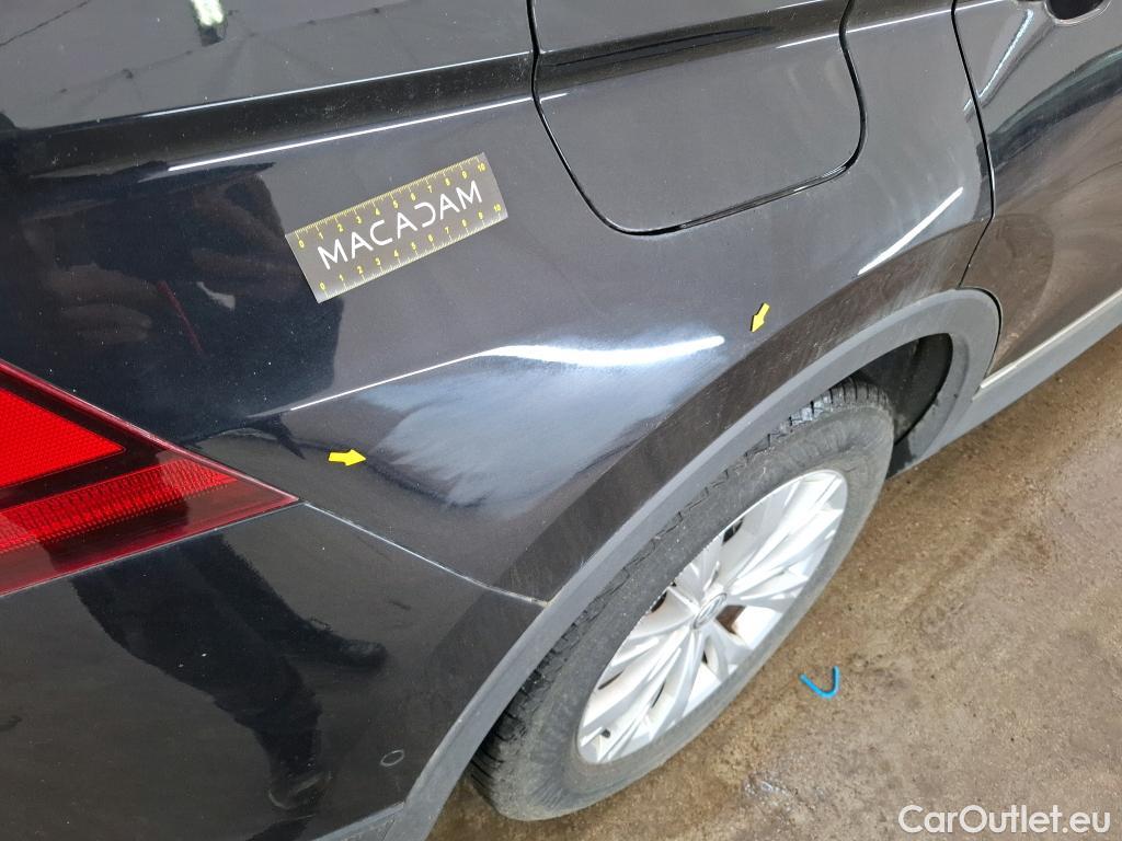  Volkswagen  Tiguan VOLKSWAGEN  / 2016 / 5P / SUV 1.5 TSI 150 EVO DSG7 Confortline Busines #2