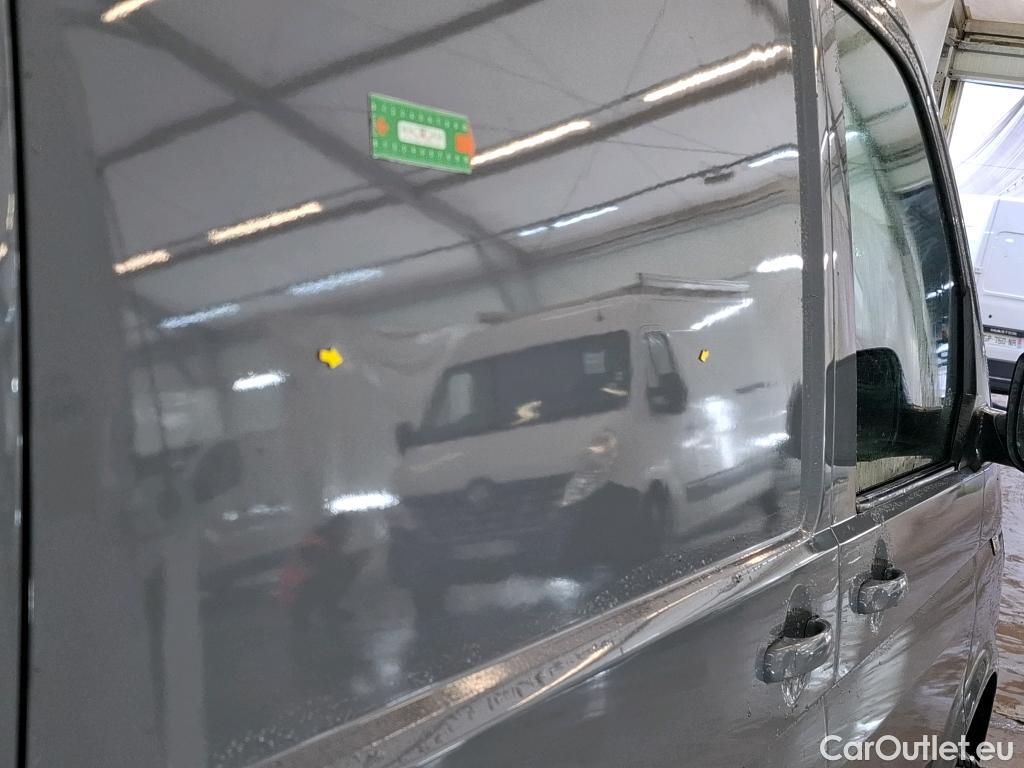  Volkswagen  Transporter VOLKSWAGEN  / 2019 / 4P / Fourgon tôlé 2.0 TDi 150 DSG7 L2H1 Business Plus #6