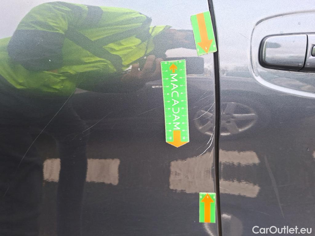  Renault  Kadjar RENAULT  / 2018 / 5P / Crossover Business TCe 140 EDC FAP - 21 #10