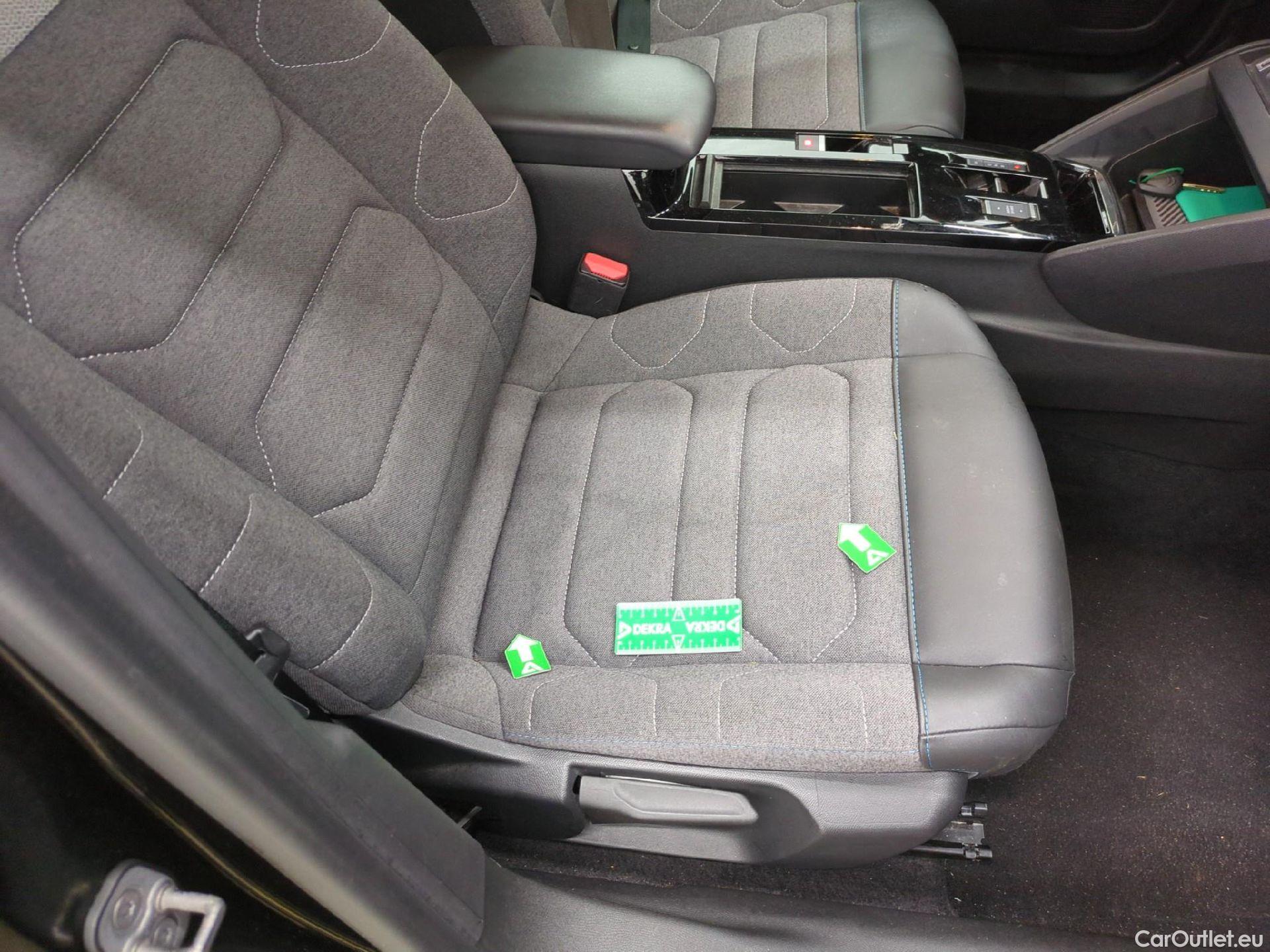  Citroen  C4  X Feel Pack 1.2 PureTech 130CV BVA8 6E #5