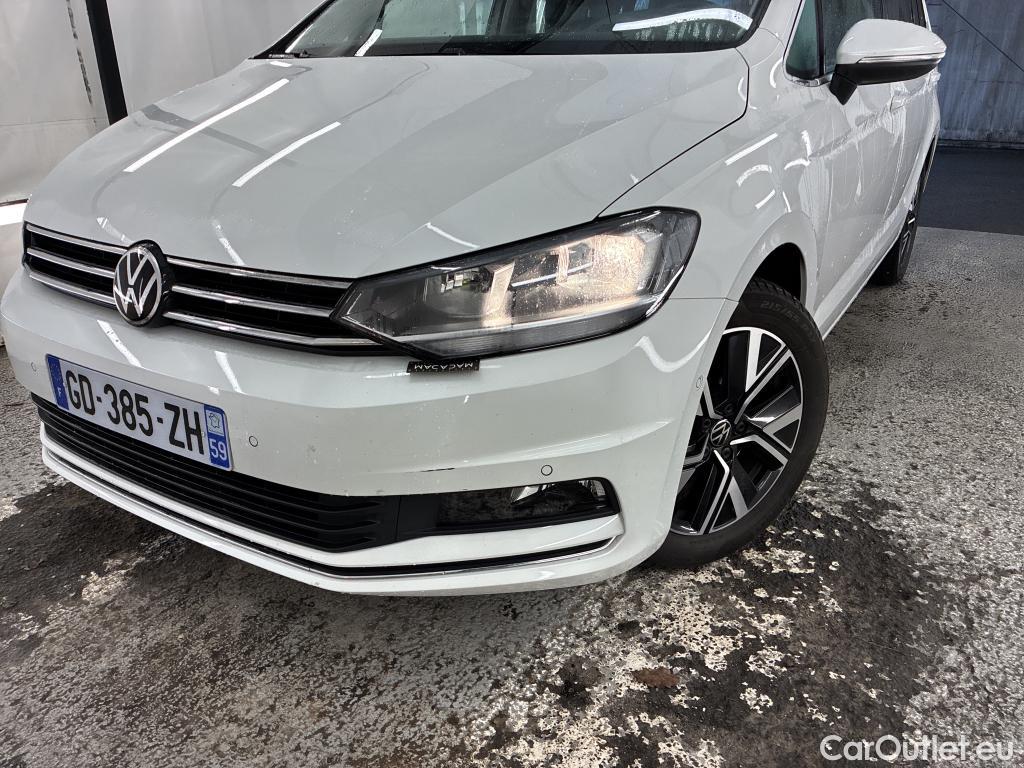  Volkswagen  Touran  Carat BlueMotion Tech 1.5 TSI 150CV BVA7 E6d #7