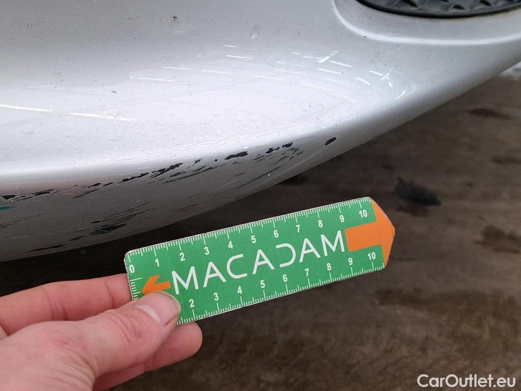  Mercedes  A-Klasse MERCEDES-BENZ Classe A Compact  2018  5P  Berline A 250 e Business Line 8GDCT #4